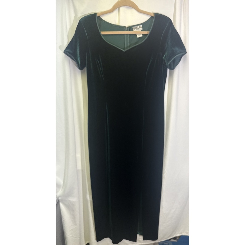 Robbie Bee Vintage Stretch Velvet Midi Dress Short Sleeve Heart Neck Green 8P